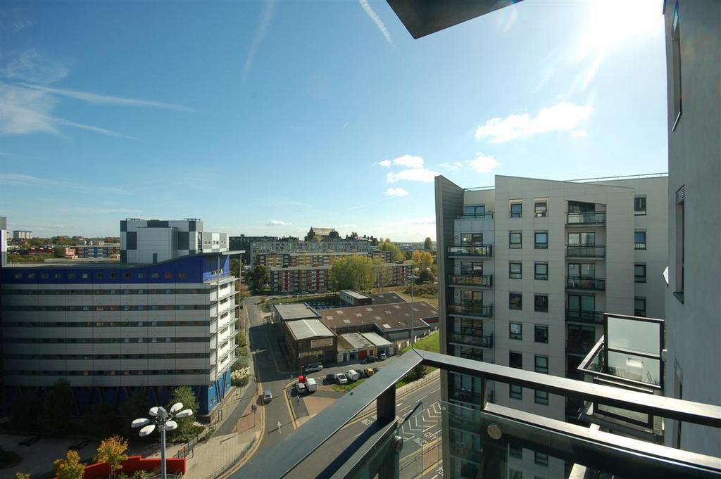 The Gateway North, Leeds, LS9 - View 3