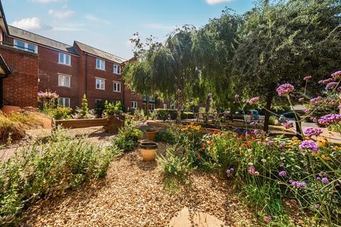 1 bedroom ground floor flat for sale, Georgian Court, Spalding, Lincolnshire, PE11