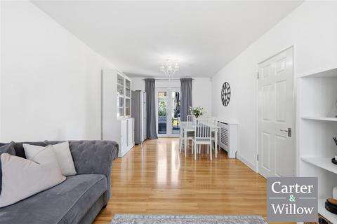 2 bedroom terraced house for sale, Fanshawe Crescent, Dagenham, Essex