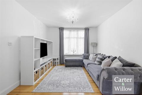 2 bedroom terraced house for sale, Fanshawe Crescent, Dagenham, Essex