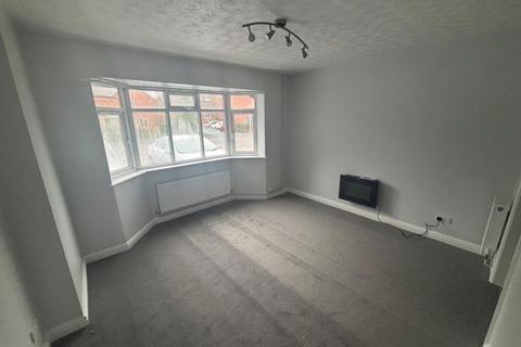 1 bedroom maisonette to rent, Evesham Road, Redditch B97