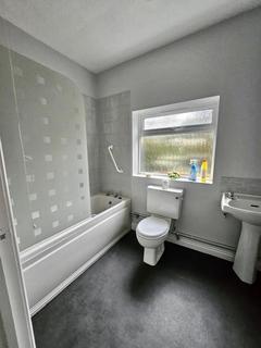 1 bedroom maisonette to rent, Evesham Road, Redditch B97