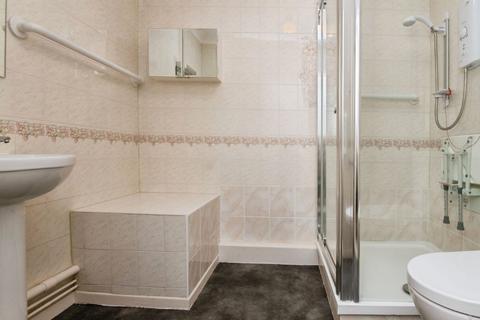 1 bedroom flat for sale, 304 Kingsgate, Pennsylvania Road, Exeter, Devon, EX4 6DH