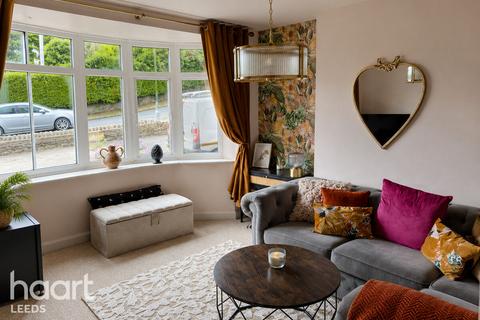 3 bedroom semi-detached house for sale, Royds Hall Lane, Bradford
