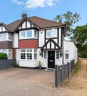 3 bedroom semi-detached house for sale, Roundways, Ruislip HA4