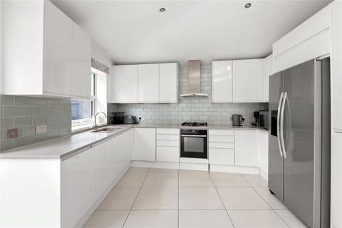 3 bedroom semi-detached house for sale, Roundways, Ruislip HA4
