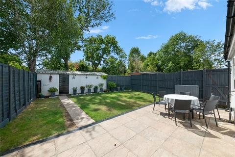 3 bedroom semi-detached house for sale, Roundways, Ruislip HA4