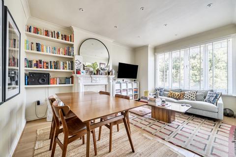 2 bedroom apartment for sale, Station Road, London