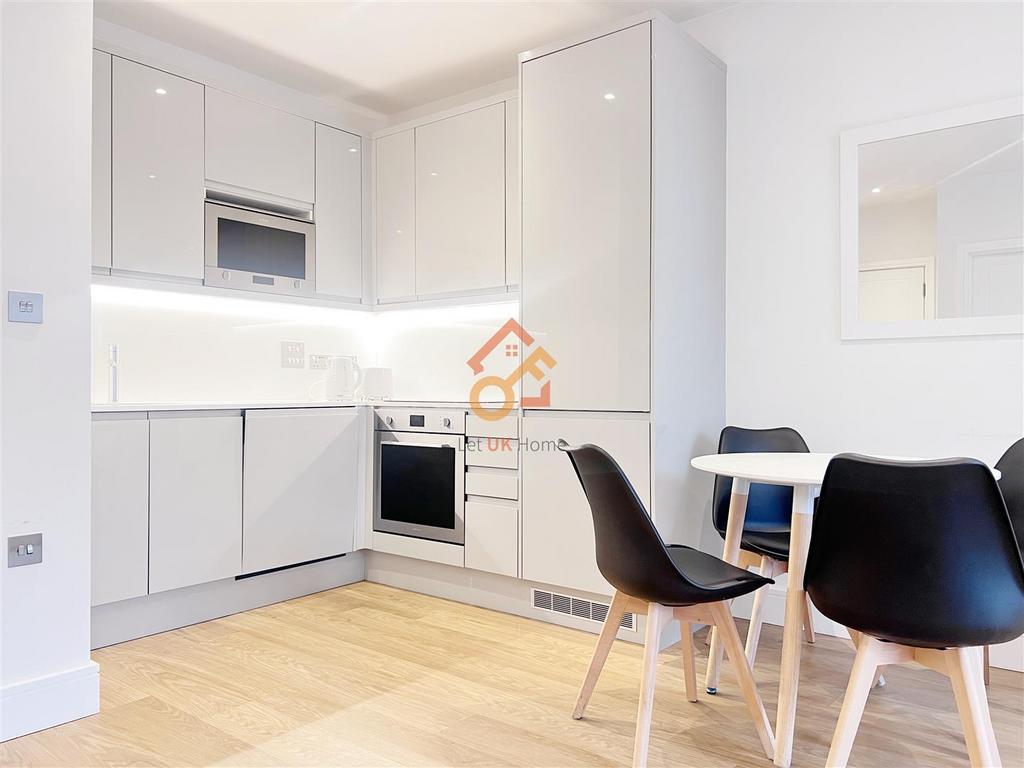 Apartment in Birmingham, West Midlands - More