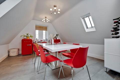 2 bedroom flat for sale, Ockham Lane, Cobham KT11