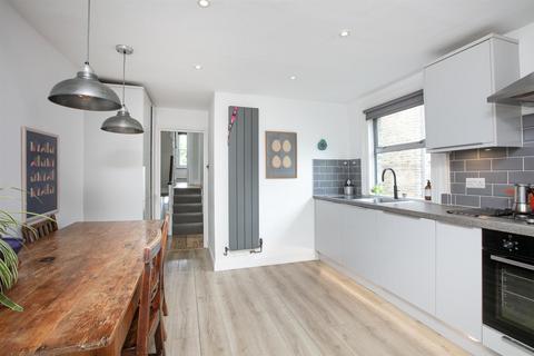 2 bedroom maisonette for sale, Ondine Road, Peckham, SE15