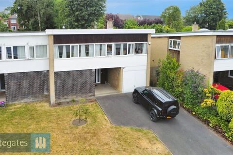4 bedroom semi-detached house for sale, Limes Avenue, Staincross, S75