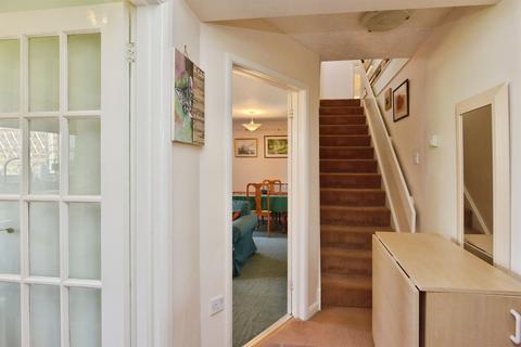 4 bedroom semi-detached house for sale, Glebe Road, Deanshanger, MILTON KEYNES