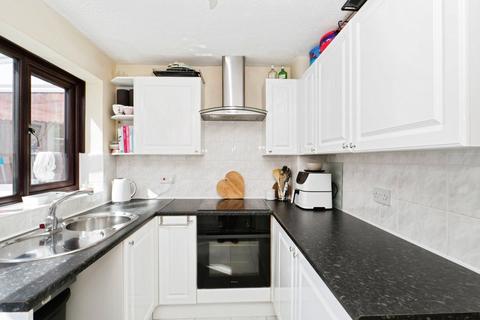 2 bedroom terraced house for sale, Market View, Market Place, Aylesham, Canterbury, CT3