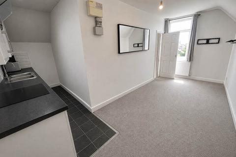 1 bedroom flat to rent, 11 Meads Road, Eastbourne, East Sussex