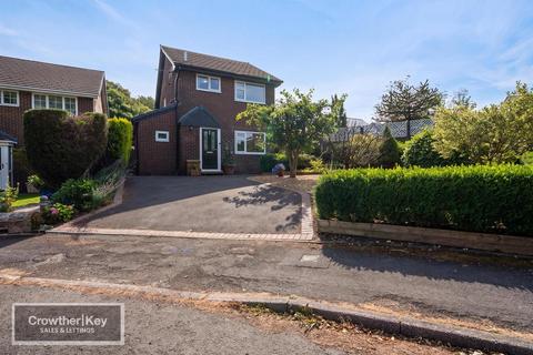 2 bedroom detached house for sale, Dorset Close, Buxton