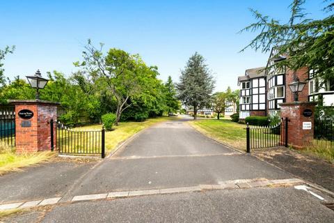 2 bedroom apartment for sale, Schools Hill, Greater Manchester SK8