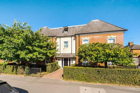 Rockingham Gate, Rockingham Road Newbury, Berkshire