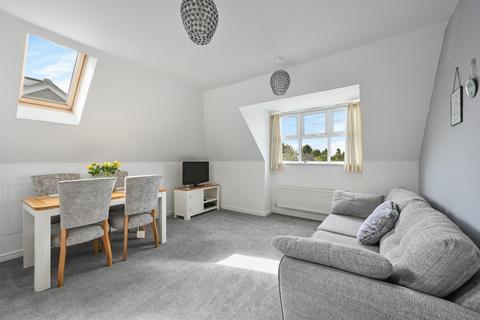 1 bedroom flat for sale, Wesley Place, Epsom Downs KT18