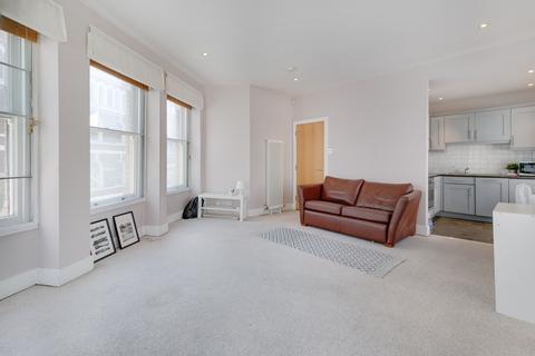 1 bedroom apartment to rent, Poppins Court EC4A, EPC: B