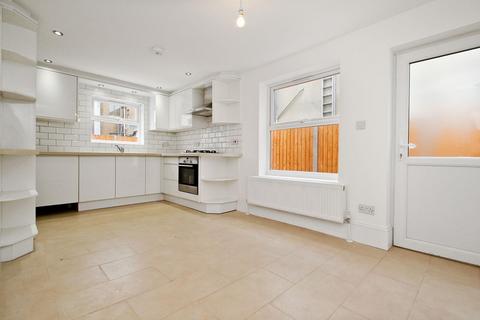4 bedroom terraced house to rent, LONDON, NW2