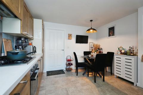 3 bedroom semi-detached house for sale, Denham Drive, Bradford