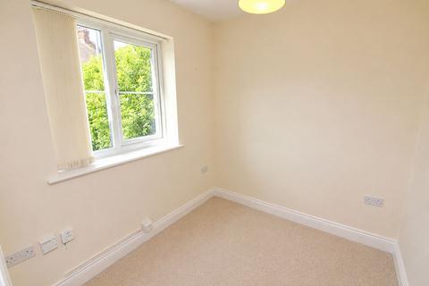 4 bedroom detached house to rent, Hitchin Road, Stotfold, Hitchin, SG5