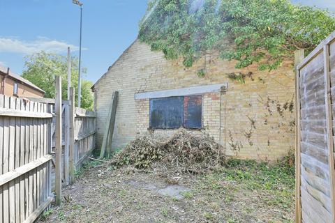 Land for sale, Lynn Road, Wisbech