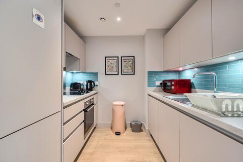 1 bedroom apartment for sale, Churchyard Row, London