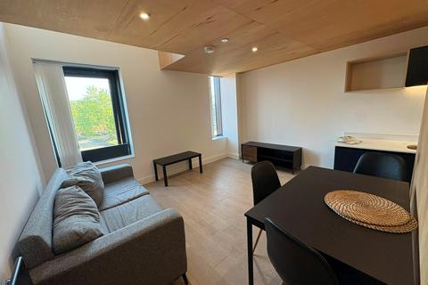 2 bedroom flat to rent, Spinners Way, Manchester, M15