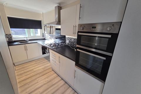 3 bedroom terraced house to rent, Matson Lane, Gloucester GL4