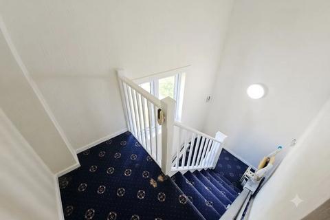 undefined, Imperial Avenue, Chalkwell, Chalkwell,