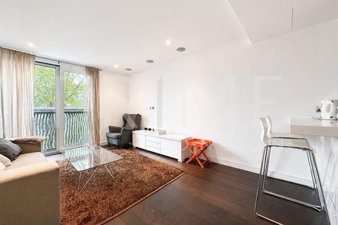 1 bedroom apartment for sale, Bramah House, Grosvenor Waterside SW1W