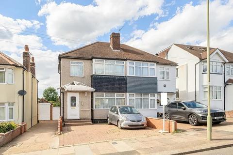 4 bedroom semi-detached house for sale, WYRE GROVE, EDGWARE HA8