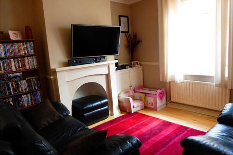 2 bedroom terraced house to rent, St Andrews Place, LINCOLN