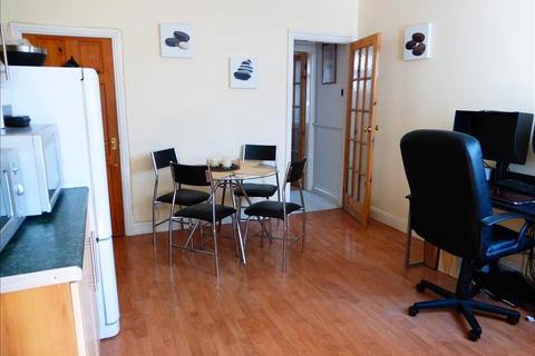 2 bedroom terraced house to rent, St Andrews Place, LINCOLN