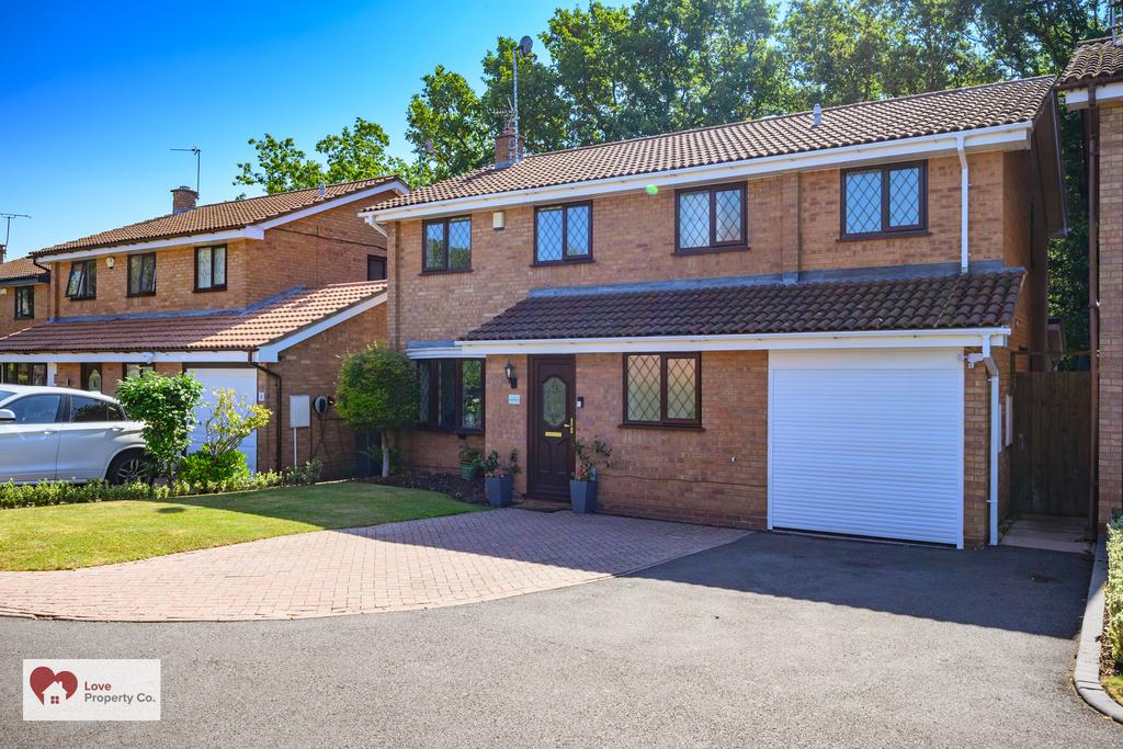 House in Solihull, West Midlands - View 2
