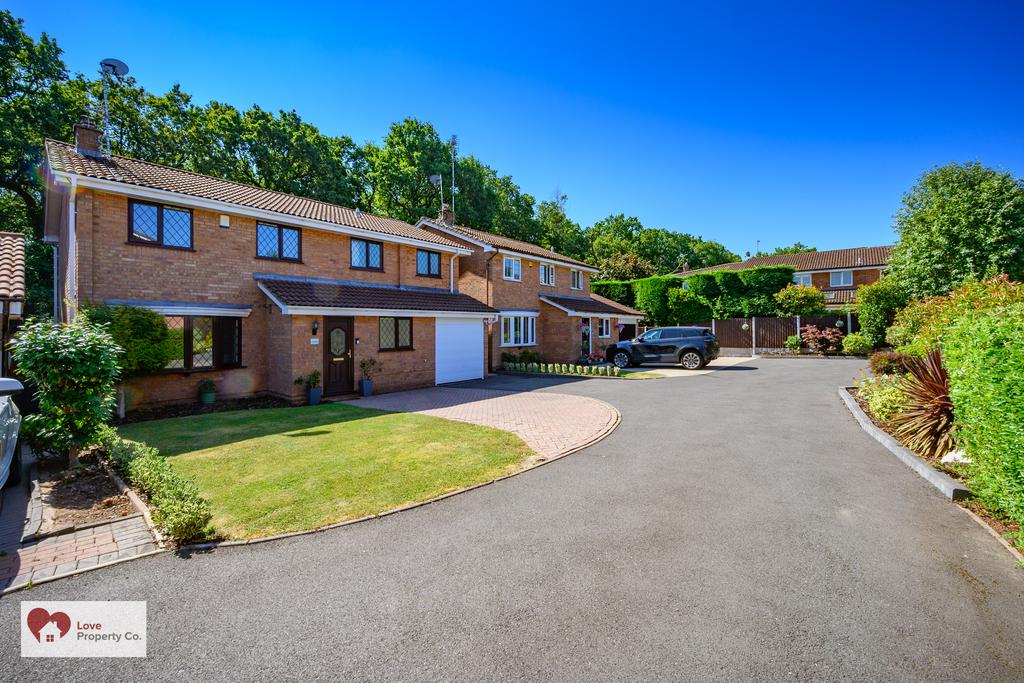 House in Solihull, West Midlands - View 3