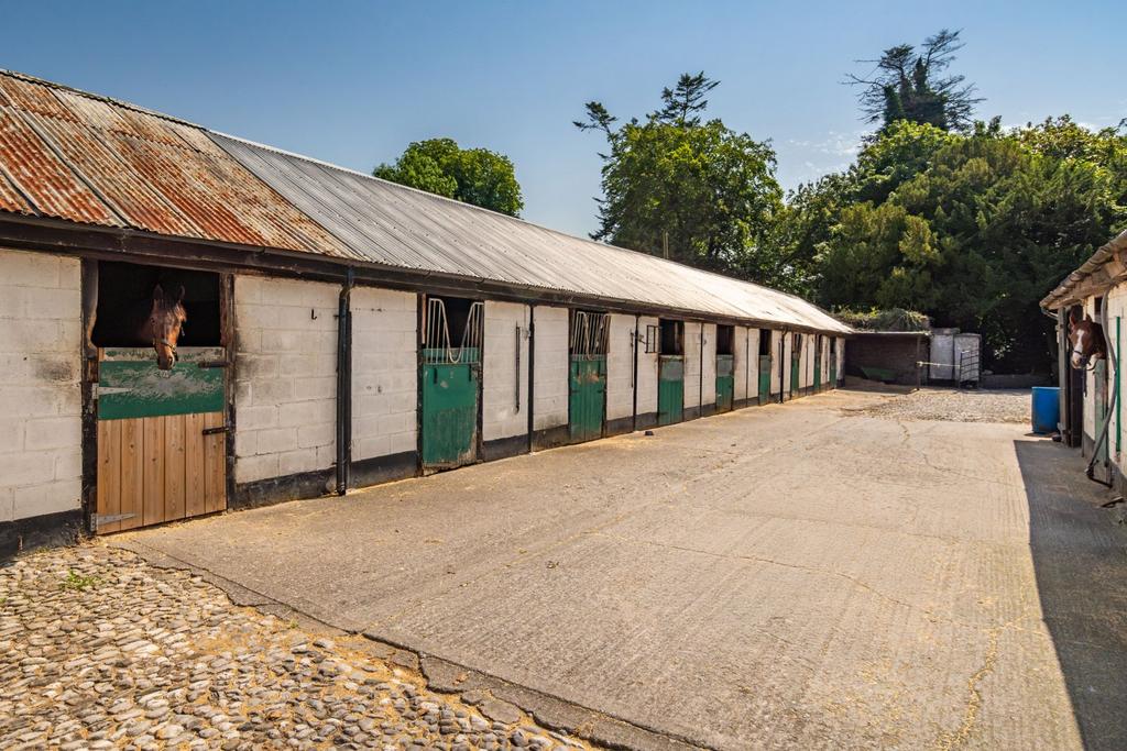 Rahinstown Estate