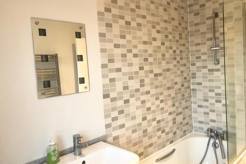 undefined, 25 Woodford Road, WATFORD