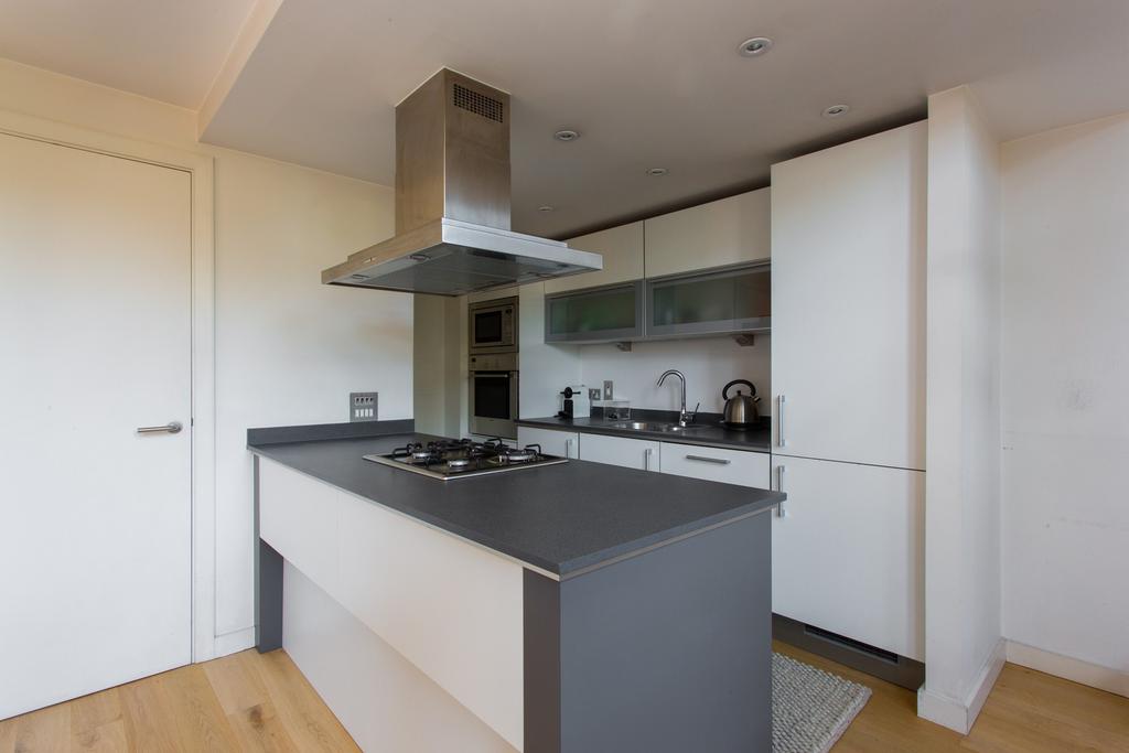 Apartment in London - View 2