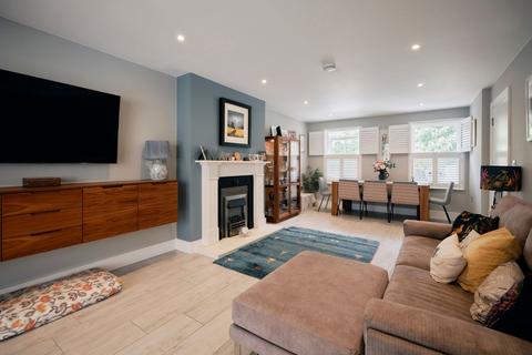 3 bedroom terraced house for sale, 2 Home Farm, St. Peter JE3