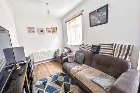 4 bedroom semi-detached house for sale, Gladstone Street, Blyth, Northumberland, NE24 1HY