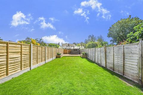 3 bedroom house for sale, Lightcliffe Road, Palmers Green, N13