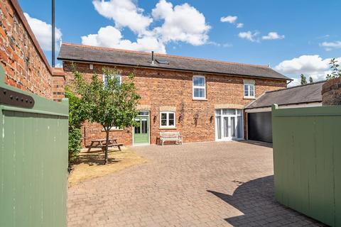 4 bedroom detached house for sale, Malton Road, York