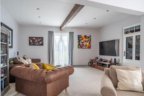 4 bedroom detached house for sale, Malton Road, York