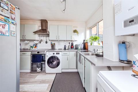 3 bedroom semi-detached house for sale, Elderfield Road, Bicester, Oxfordshire, OX27