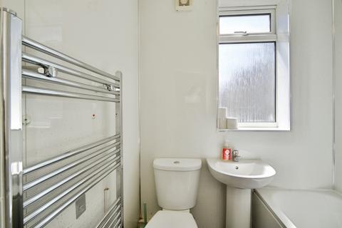 3 bedroom end of terrace house for sale, Canonsleigh Road, DAGENHAM, ESSEX, RM9