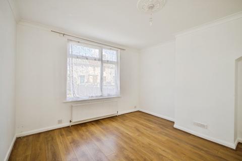 3 bedroom end of terrace house for sale, Canonsleigh Road, DAGENHAM, ESSEX, RM9