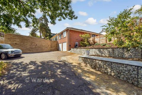 3 bedroom detached bungalow for sale, London Road, Aylesford ME20